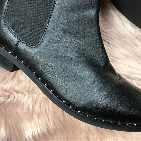 Steve Madden Indya Chelsea Ankle Booties 9.5 EUC - Picture 4 of 8